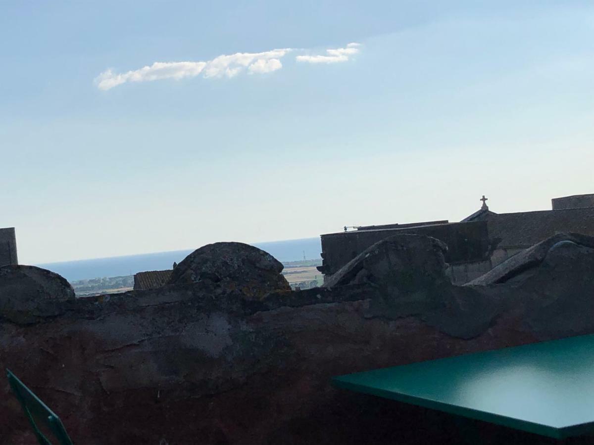 L'arrocco - La Torre Col Mare Sul Tetto Apartment *